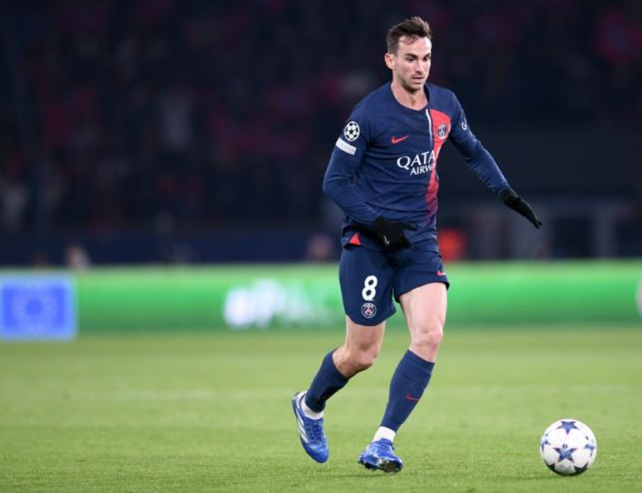 足球转会风云：巴黎圣日耳曼的法比安降价？尤文图斯有意引进