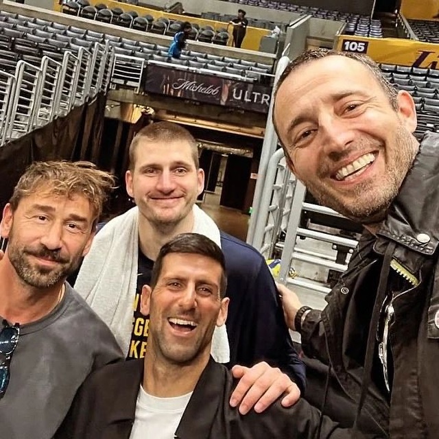 德约科维奇揭秘与约基奇的深厚情谊：职业生涯中的相互关注与尊重