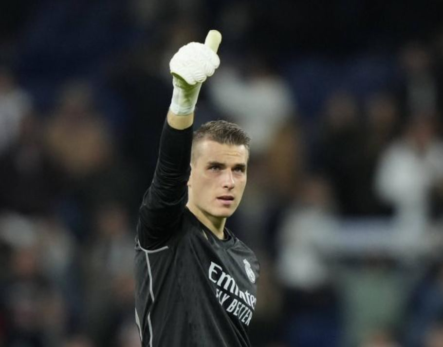皇马门将卢宁：留守还是离开的抉择？